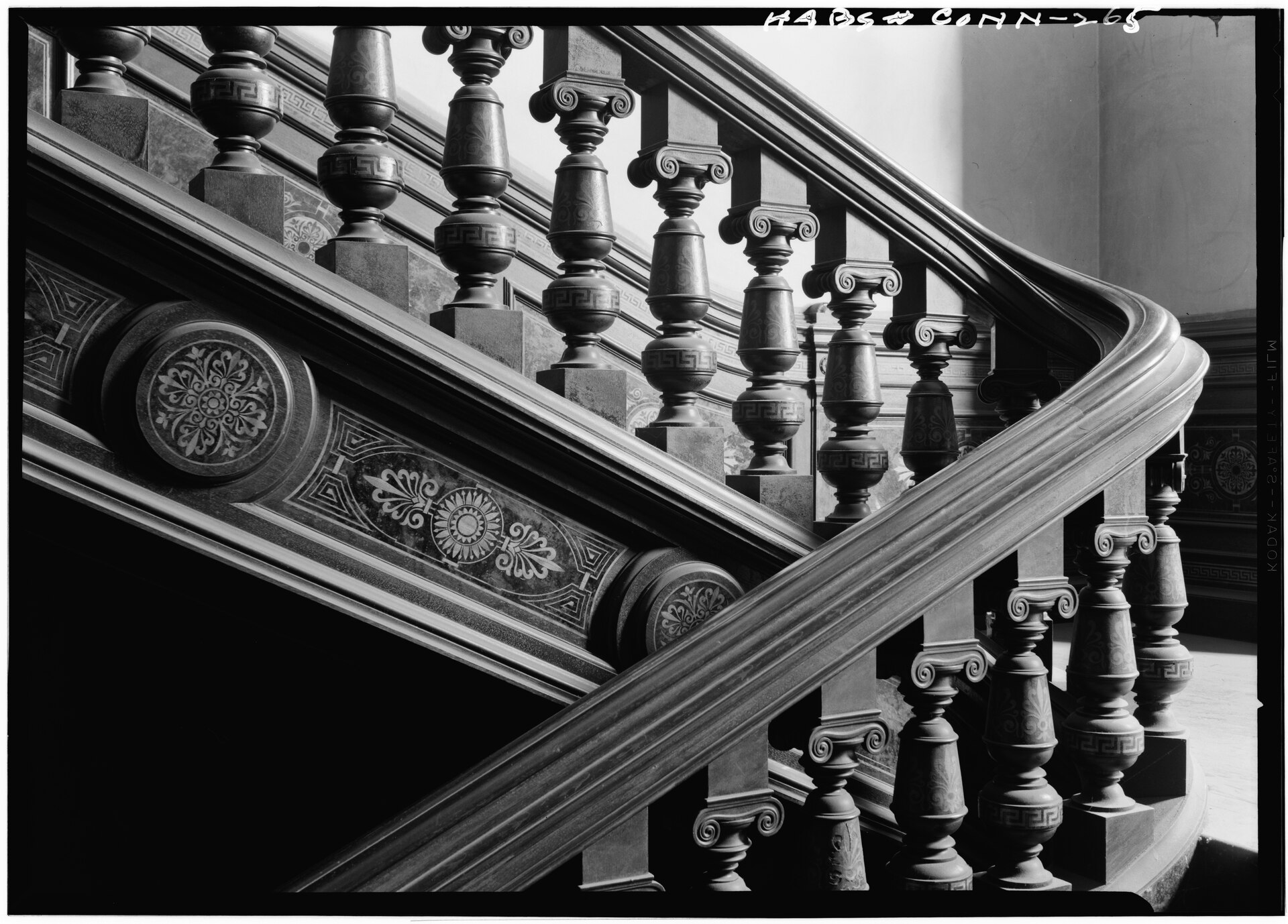 Historic american buildings survey cervin robinson, photographer march 1961 stairway detail