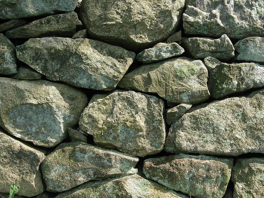 A close view of one of the many stone walls at Weir Farm NHP. (2b1bc209-155d-451f-6744-f862847c7a11)
