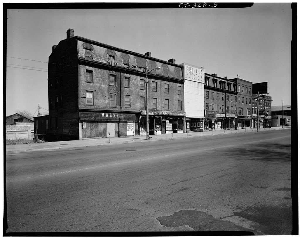 3.  EXCHANGE BLOCK, LOOKING SOUTHEAST - Exchange Block, 108-150 Main Street, Middletown, Middlesex County, CT