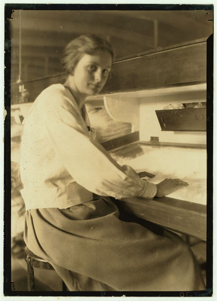 Cheney Silk Mills — Hine photograph 2018677837