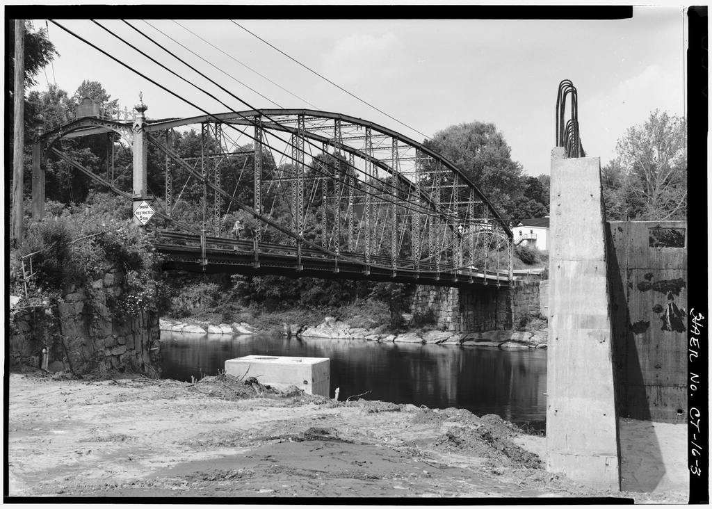 General 3/4 view with new bridge construction in right foreground
