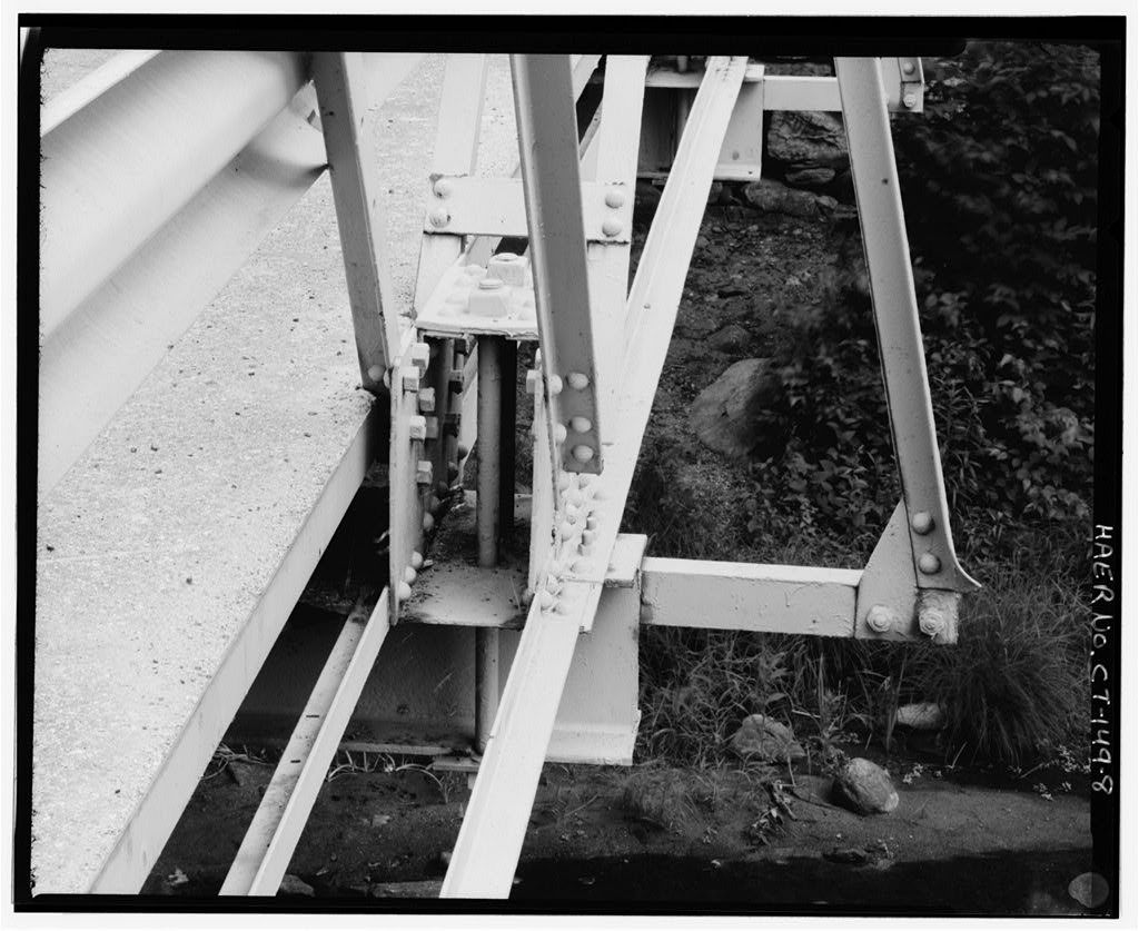 View east, detail of typical lower joint